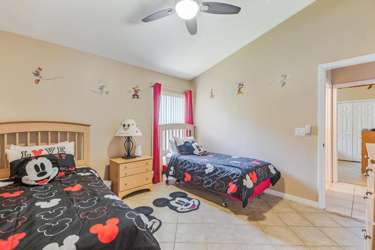 Two Master Bedrooms Pool Home Private Yard Orlando Extérieur photo