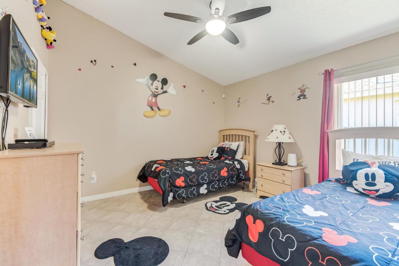 Two Master Bedrooms Pool Home Private Yard Orlando Extérieur photo