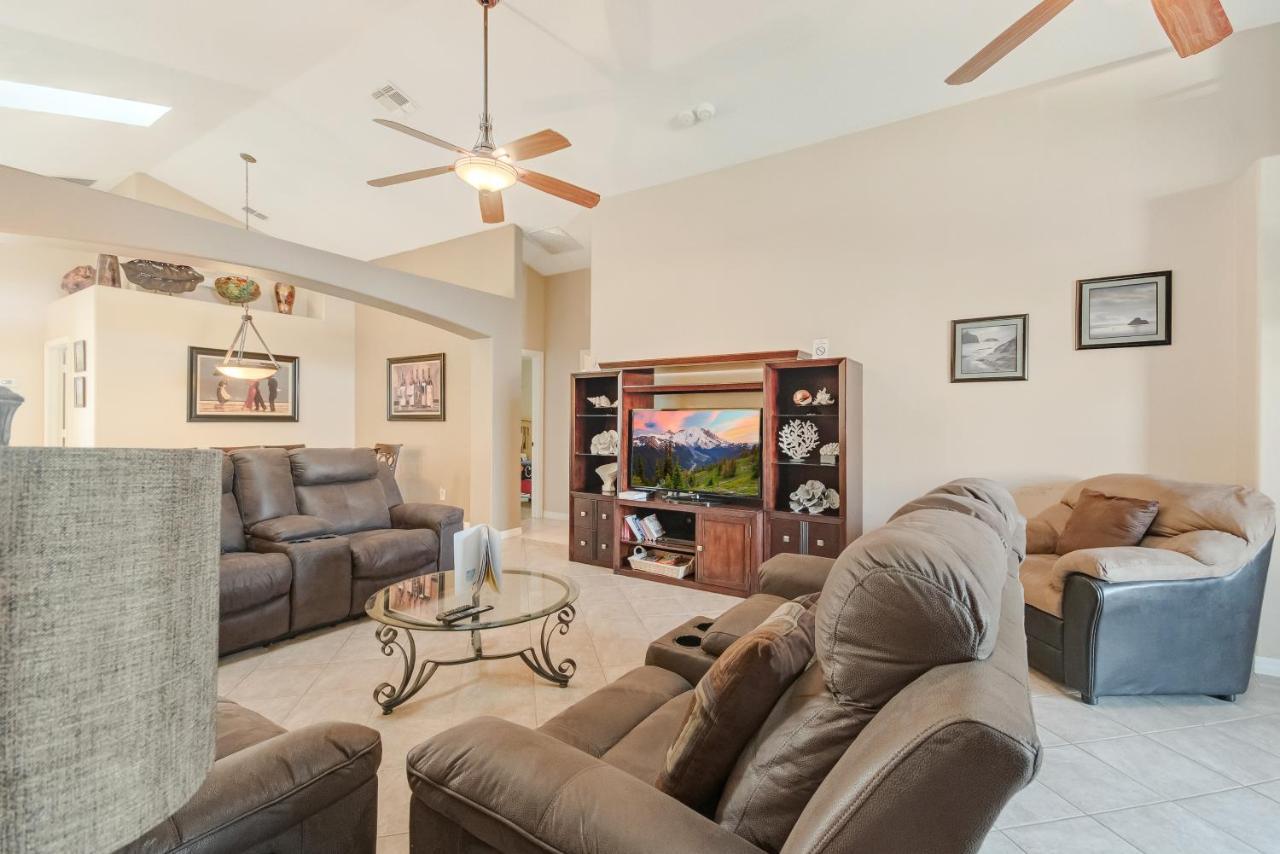Two Master Bedrooms Pool Home Private Yard Orlando Extérieur photo